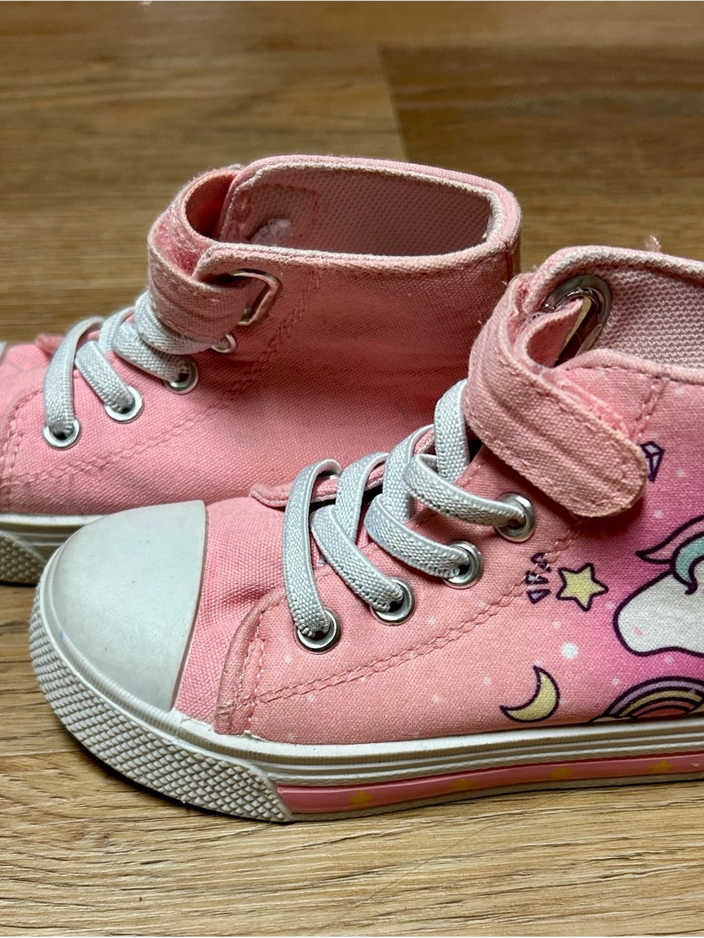 SHEIN Pink Unicorn High-Top Sneakers